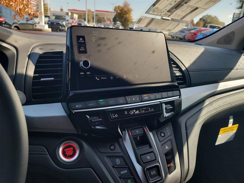 new 2026 Honda Odyssey car, priced at $42,183