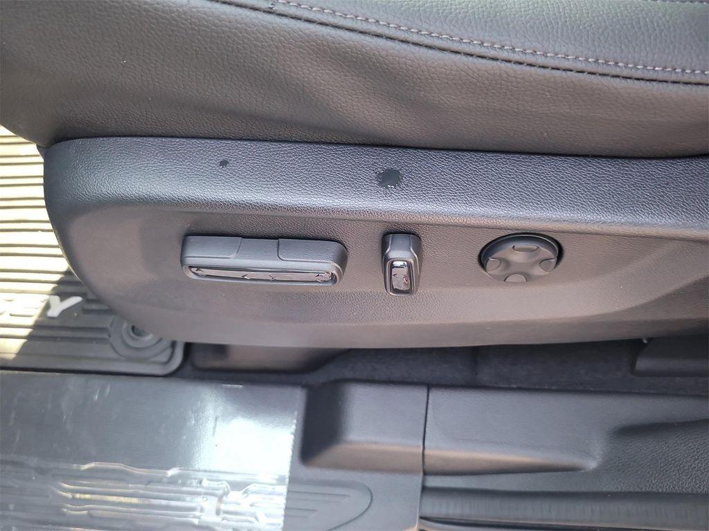 new 2026 Honda Odyssey car, priced at $42,183