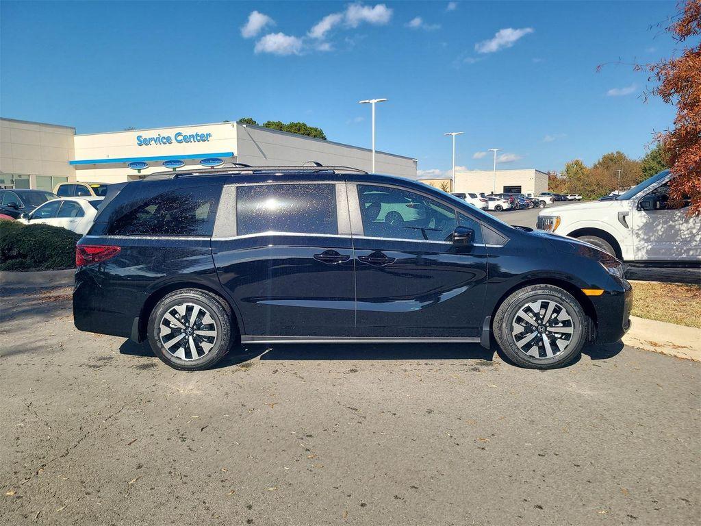 new 2026 Honda Odyssey car, priced at $42,183