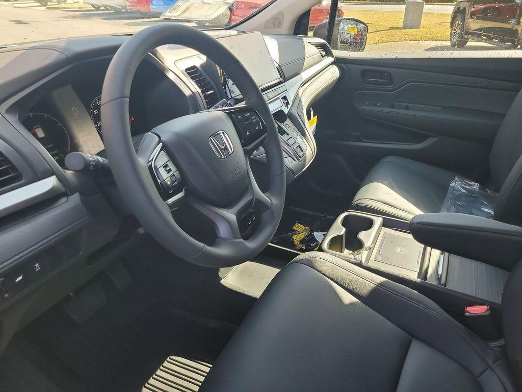new 2026 Honda Odyssey car, priced at $42,184