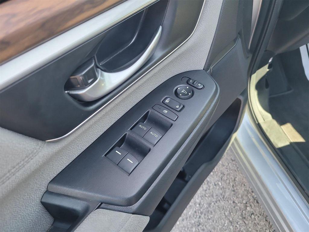 used 2021 Honda CR-V car, priced at $23,949