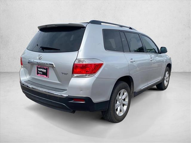 used 2013 Toyota Highlander car, priced at $13,790