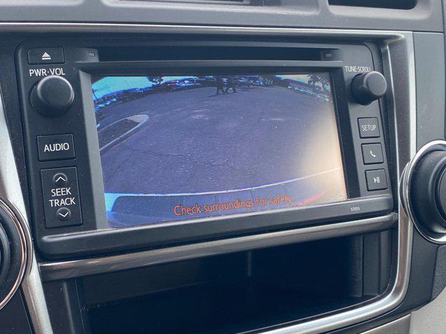used 2013 Toyota Highlander car, priced at $13,790