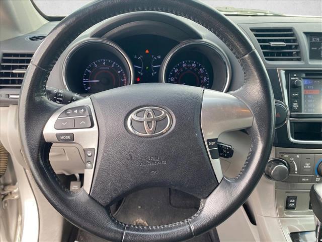 used 2013 Toyota Highlander car, priced at $13,790