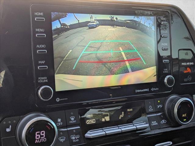 used 2022 Toyota Highlander car, priced at $26,449