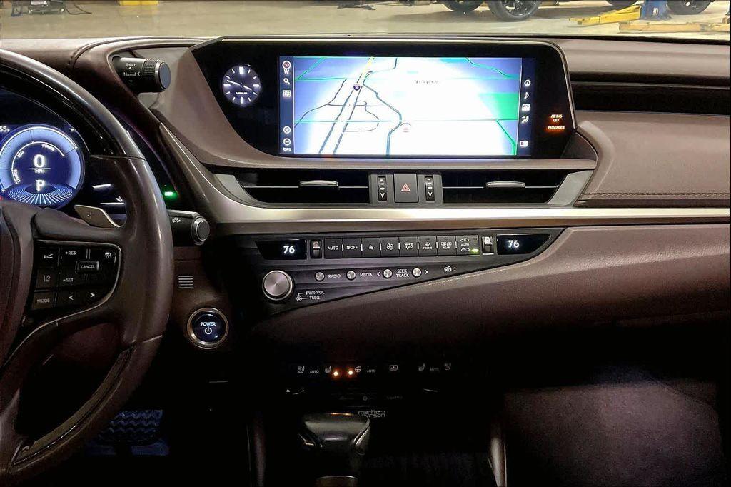 used 2021 Lexus ES 300h car, priced at $31,891