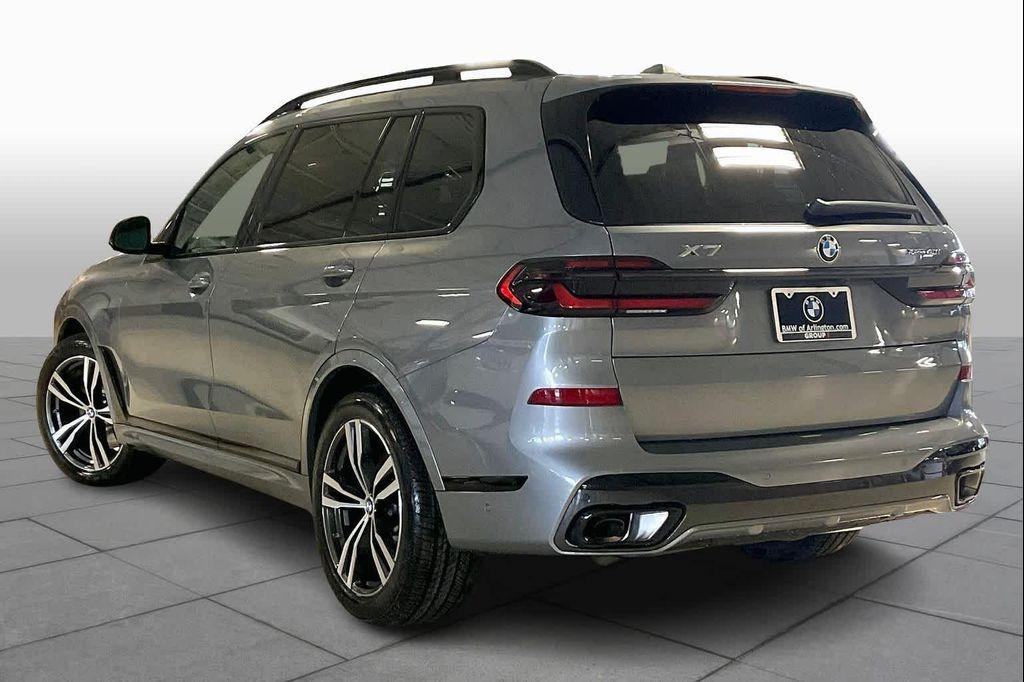 new 2026 BMW X7 car, priced at $101,150