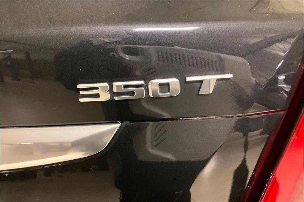 used 2020 Cadillac XT5 car, priced at $21,421