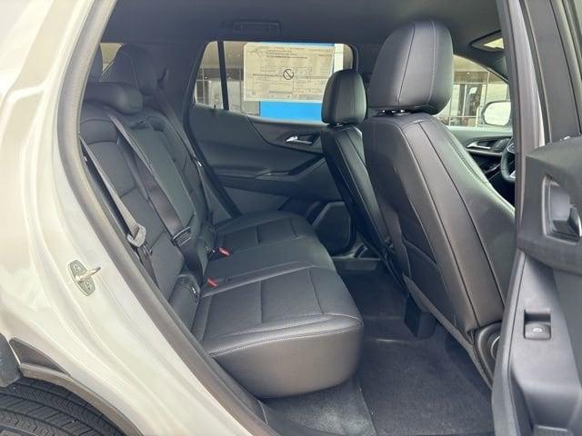 new 2026 Chevrolet Equinox car, priced at $33,743