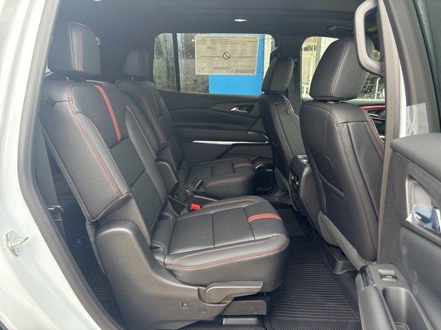 new 2026 Chevrolet Traverse car, priced at $59,915