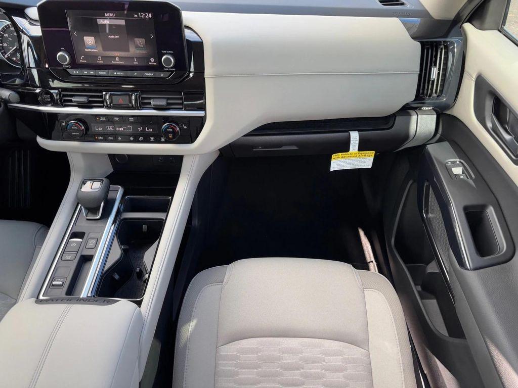 new 2025 Nissan Pathfinder car, priced at $32,440
