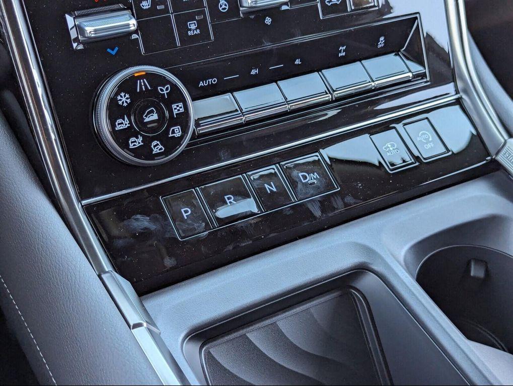 new 2025 Nissan Armada car, priced at $70,560