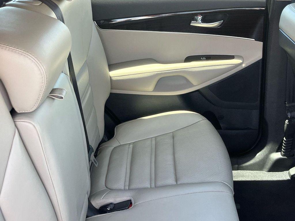 used 2019 Kia Sorento car, priced at $17,865