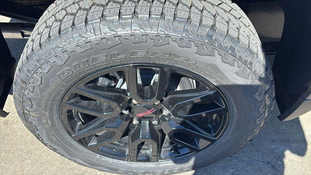 new 2026 GMC Sierra 1500 car, priced at $58,775