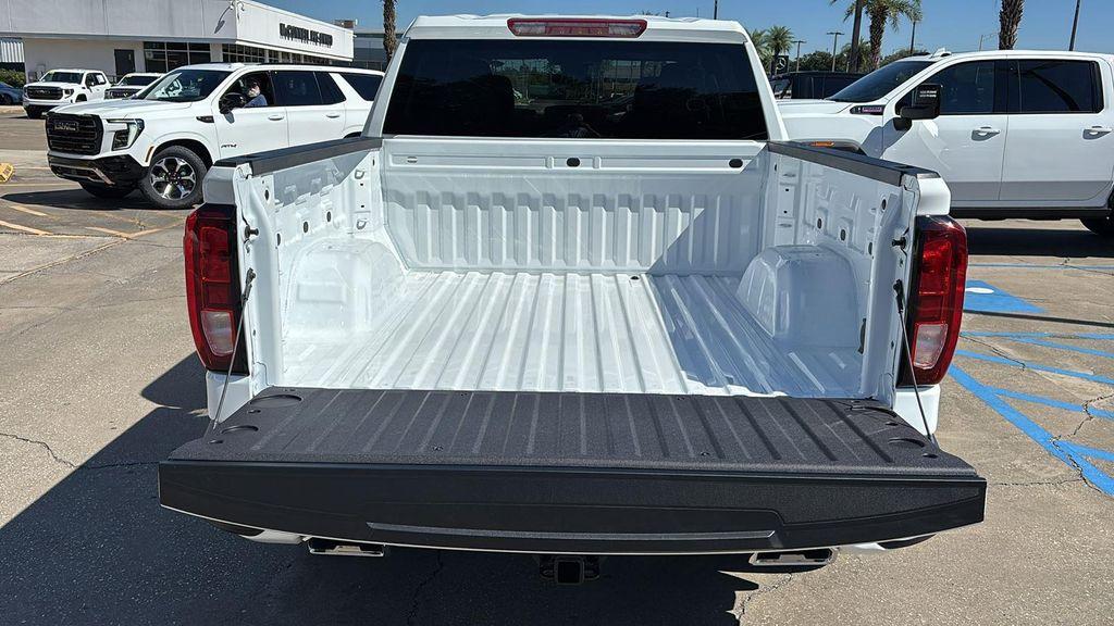 new 2026 GMC Sierra 1500 car, priced at $58,775