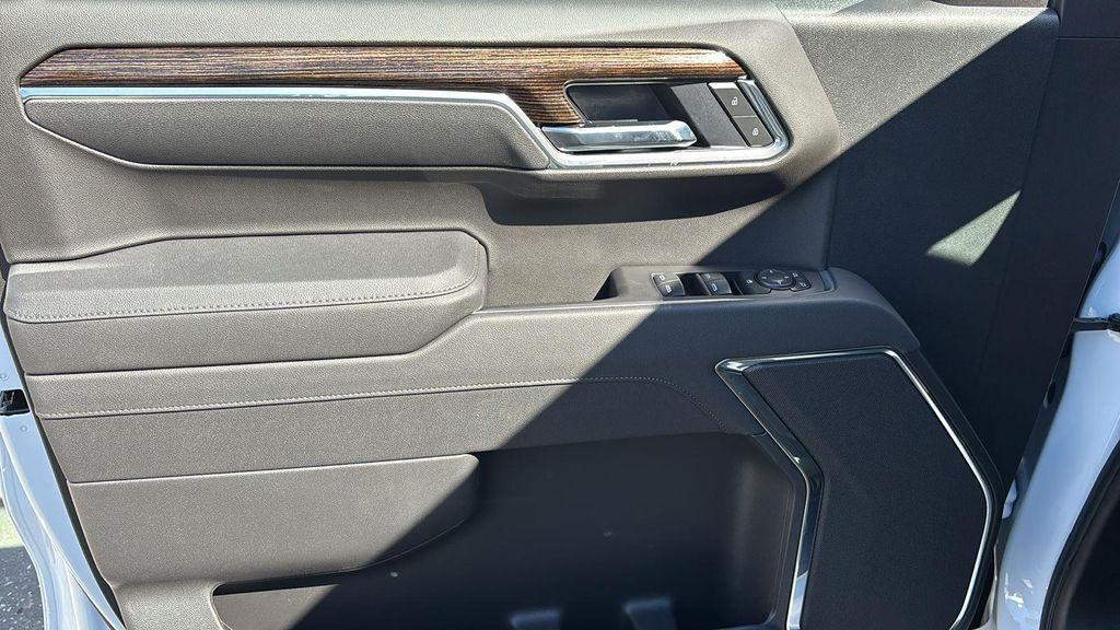 new 2026 GMC Sierra 1500 car, priced at $58,775