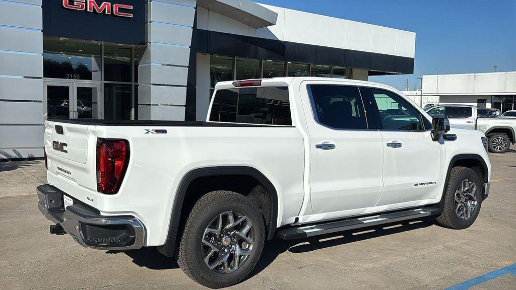 new 2026 GMC Sierra 1500 car, priced at $58,095