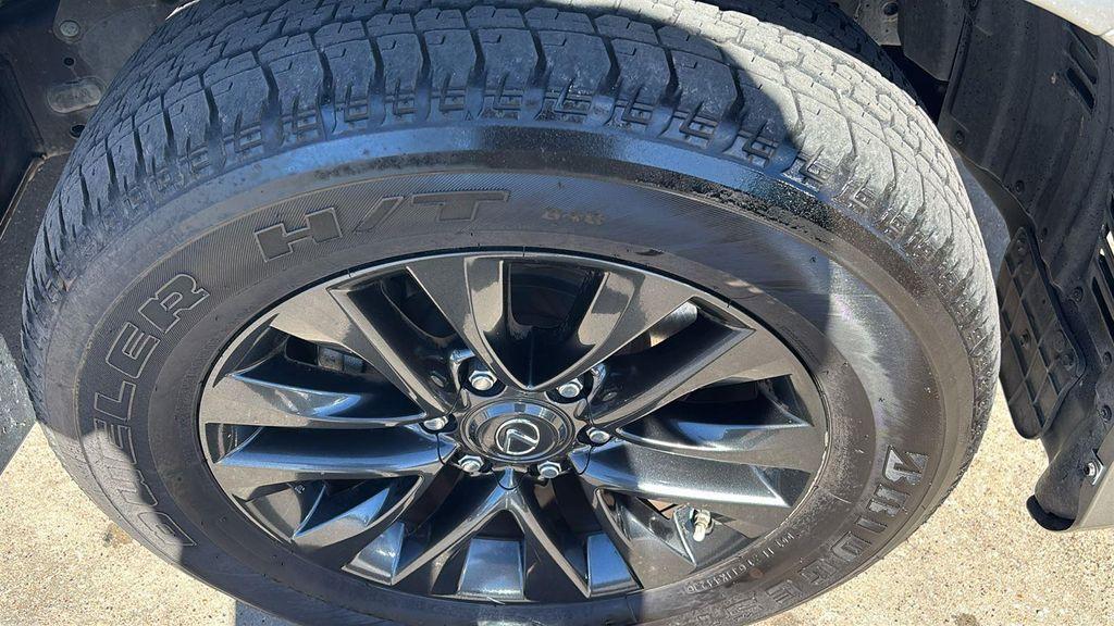 used 2023 Lexus GX 460 car, priced at $50,938