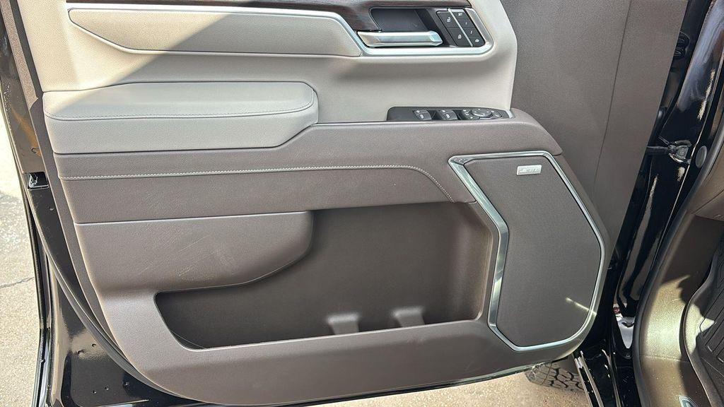 new 2026 GMC Sierra 2500 car, priced at $80,860