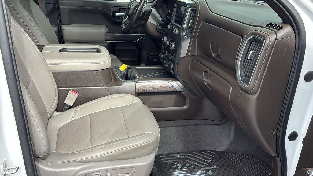 used 2022 Chevrolet Silverado 1500 car, priced at $37,744