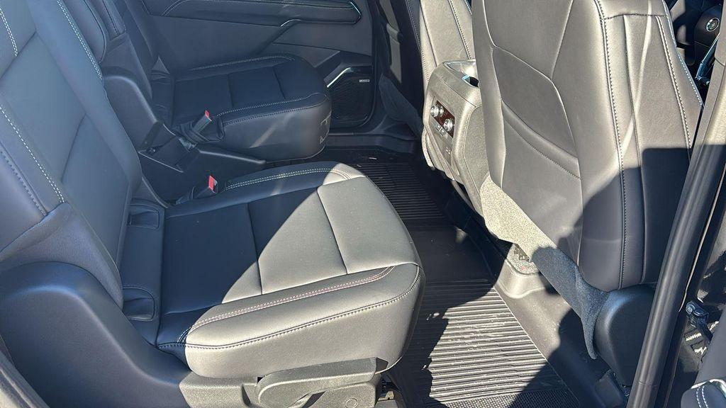 new 2026 GMC Acadia car, priced at $51,581