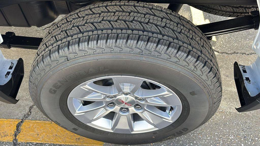 new 2026 GMC Sierra 1500 car, priced at $47,600