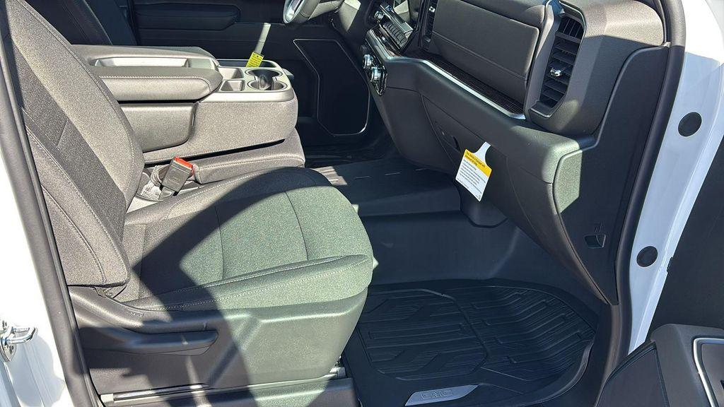 new 2026 GMC Sierra 1500 car, priced at $47,600