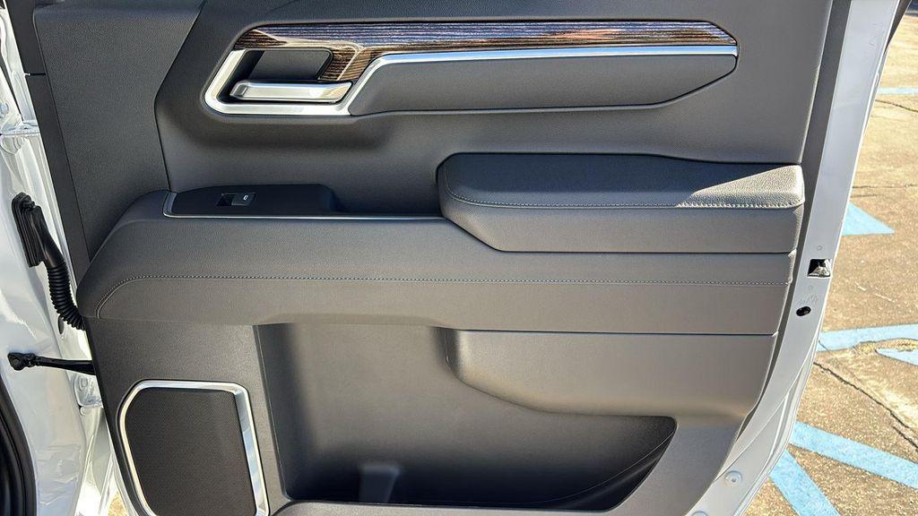 new 2026 GMC Sierra 1500 car, priced at $47,600