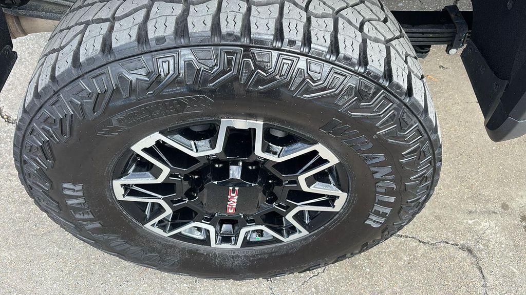 used 2025 GMC Sierra 2500 car, priced at $87,993