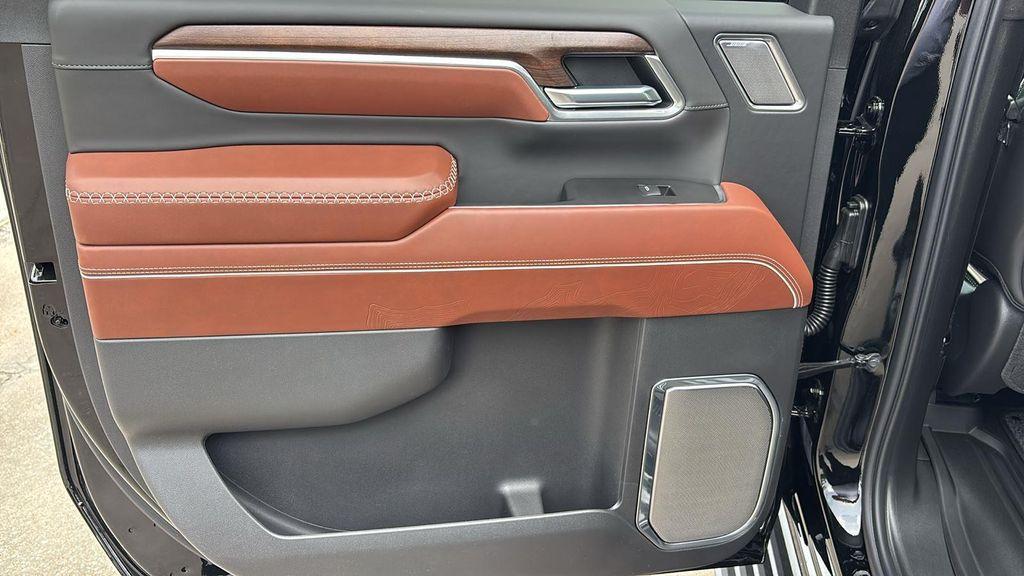 new 2026 GMC Sierra 2500 car, priced at $96,060