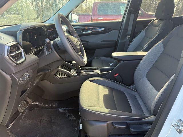 used 2025 Chevrolet TrailBlazer car, priced at $23,999