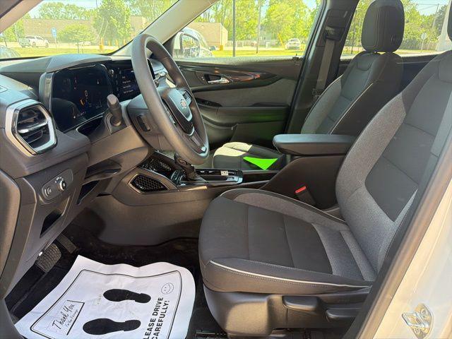 used 2025 Chevrolet TrailBlazer car, priced at $23,424