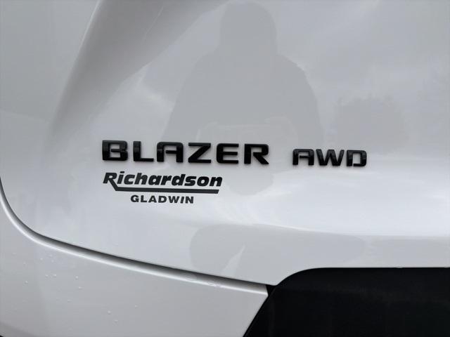 used 2025 Chevrolet Blazer car, priced at $32,498