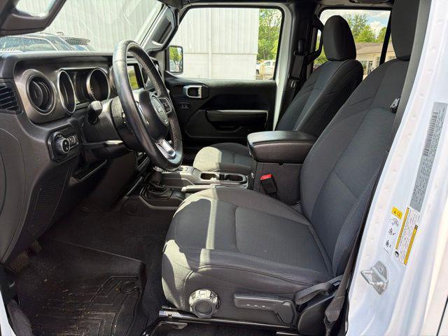 used 2020 Jeep Gladiator car, priced at $25,162