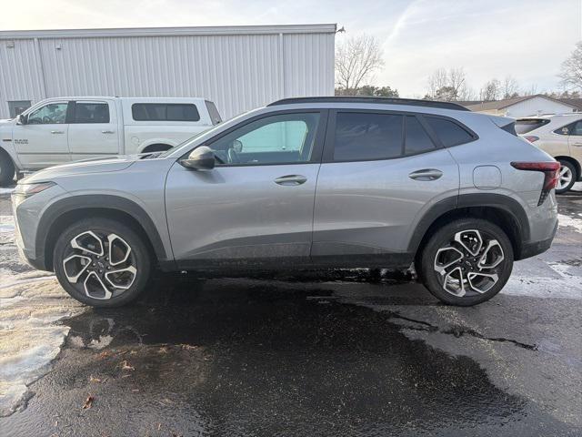 used 2025 Chevrolet Trax car, priced at $23,487