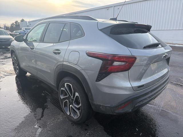 used 2025 Chevrolet Trax car, priced at $23,487