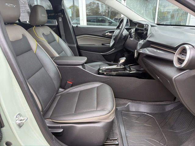 used 2025 Chevrolet Trax car, priced at $21,089