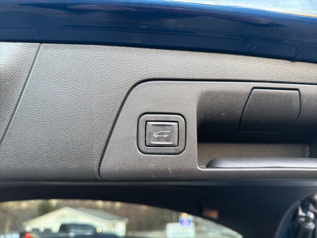 used 2023 Buick Envision car, priced at $27,995