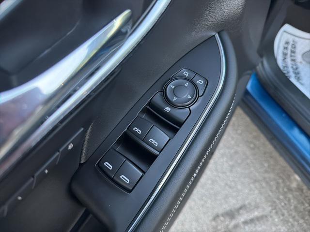 used 2023 Buick Envision car, priced at $27,995