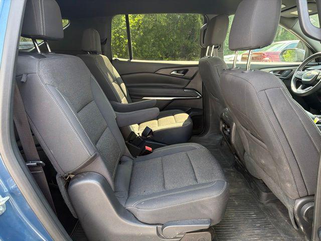 used 2025 Chevrolet Traverse car, priced at $34,712
