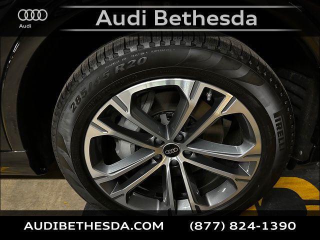 new 2026 Audi Q7 car, priced at $67,545