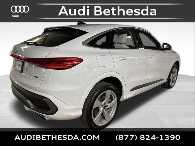 new 2025 Audi Q5 car, priced at $62,125