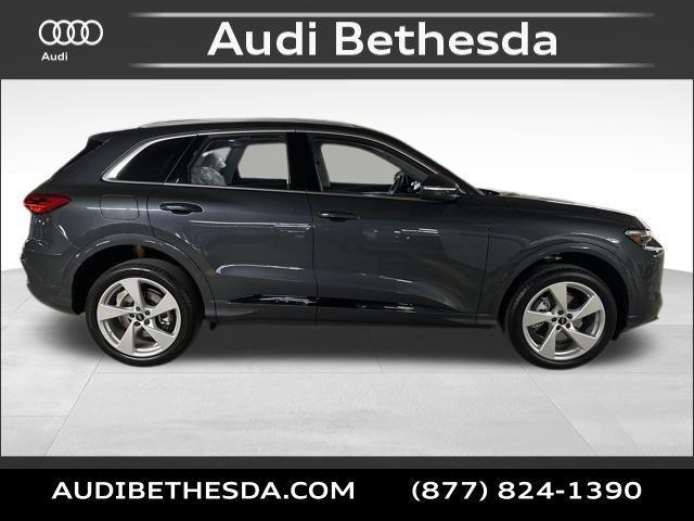 new 2025 Audi Q5 car, priced at $59,525