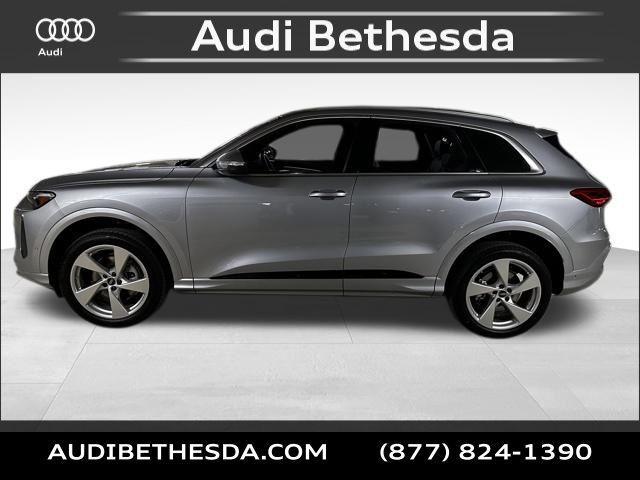 new 2025 Audi Q5 car, priced at $60,025