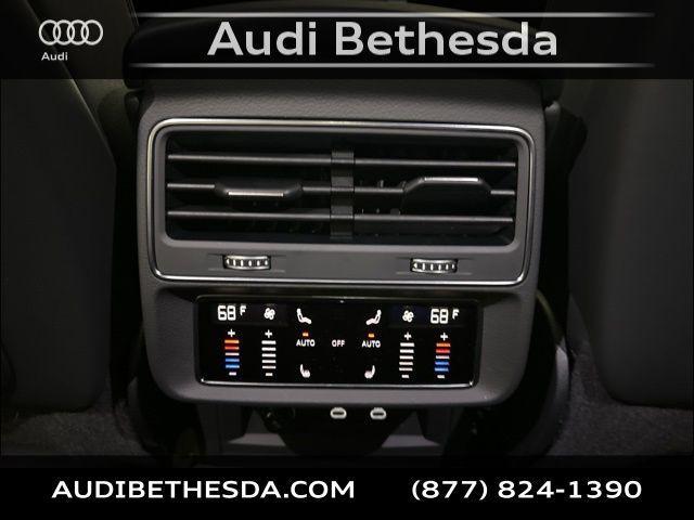 new 2025 Audi Q7 car, priced at $76,440