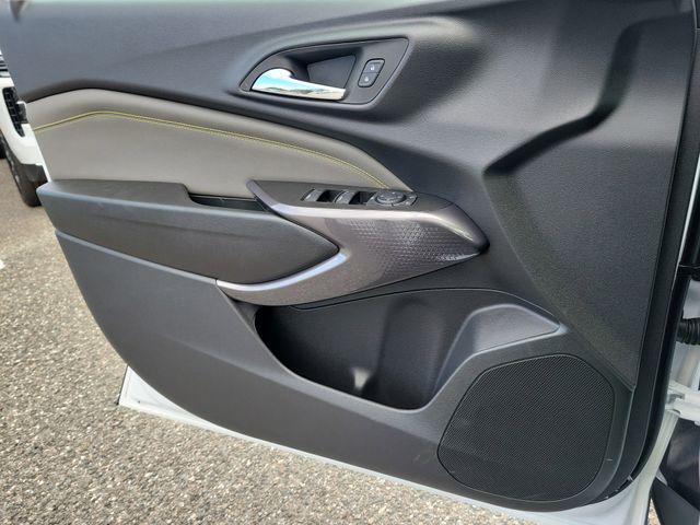 new 2025 Chevrolet Trax car, priced at $25,460