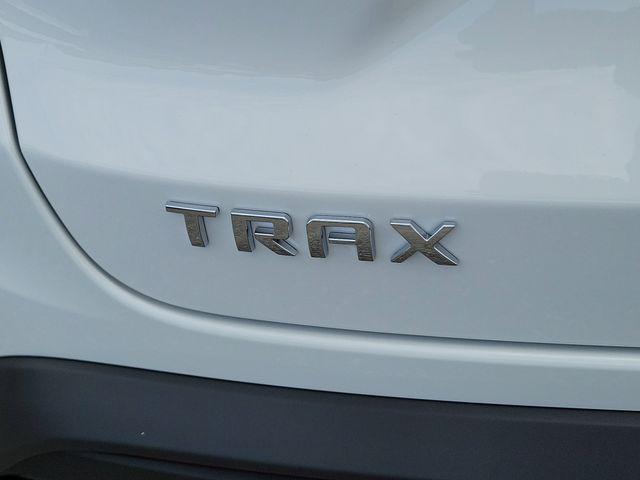 new 2025 Chevrolet Trax car, priced at $25,460