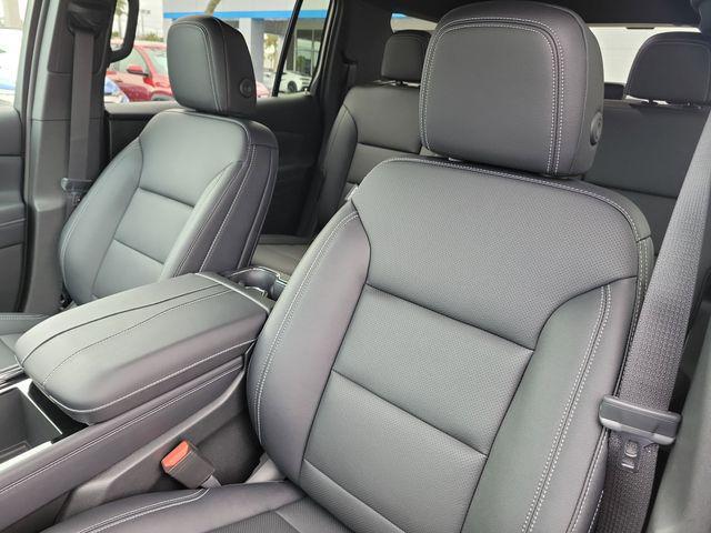 new 2026 Chevrolet Traverse car, priced at $46,521