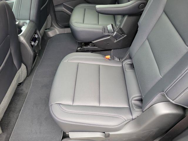 new 2026 Chevrolet Traverse car, priced at $46,521