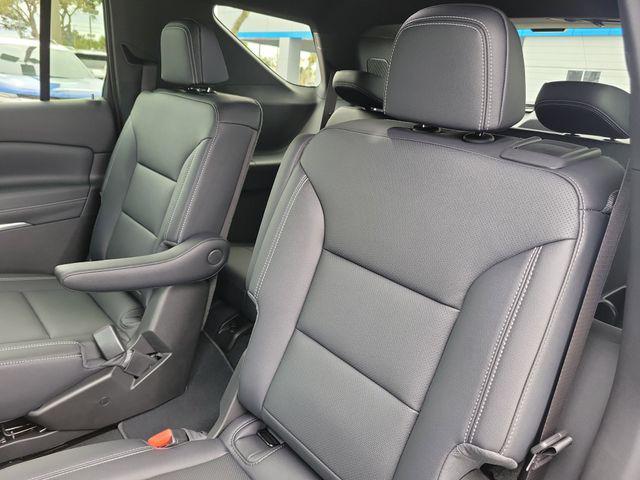 new 2026 Chevrolet Traverse car, priced at $46,521